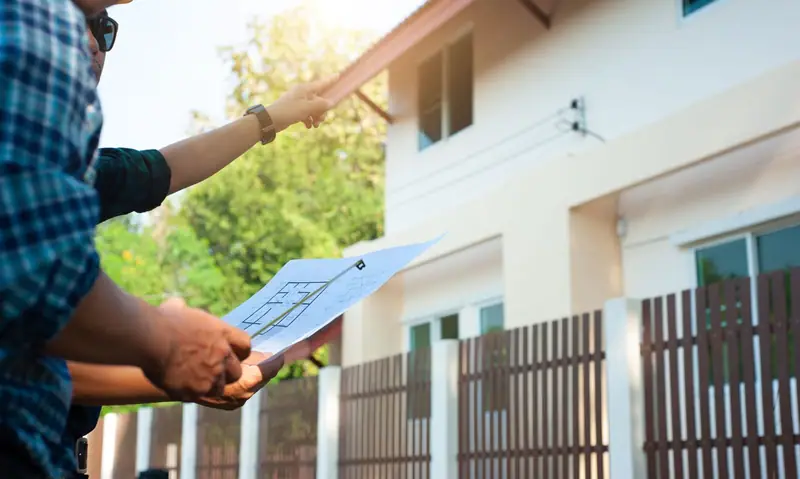 Comparing Residential vs. Commercial Contractors: What You Need to Know